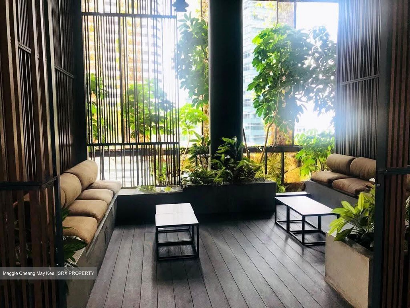 PS100 (D2), Office #610483331